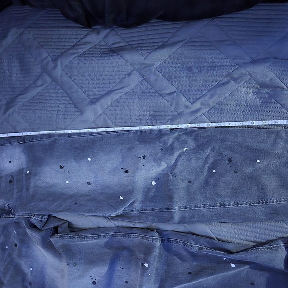 Dark Grey Paint Splattered Empyrw Jeans - Picture 3 of 10
